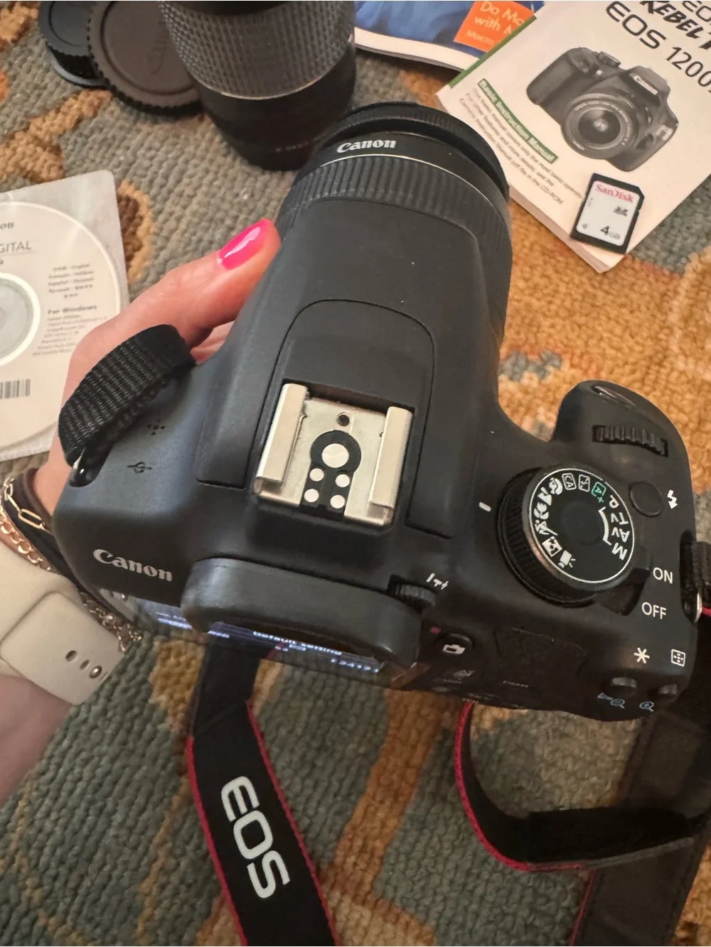 Cannon EOS Rebel T5 - Camera Bundle